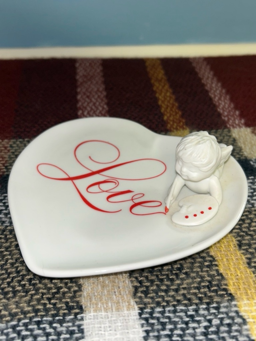 Avon White Heart Trinket Dish with Red 'Love' Script and Cherub